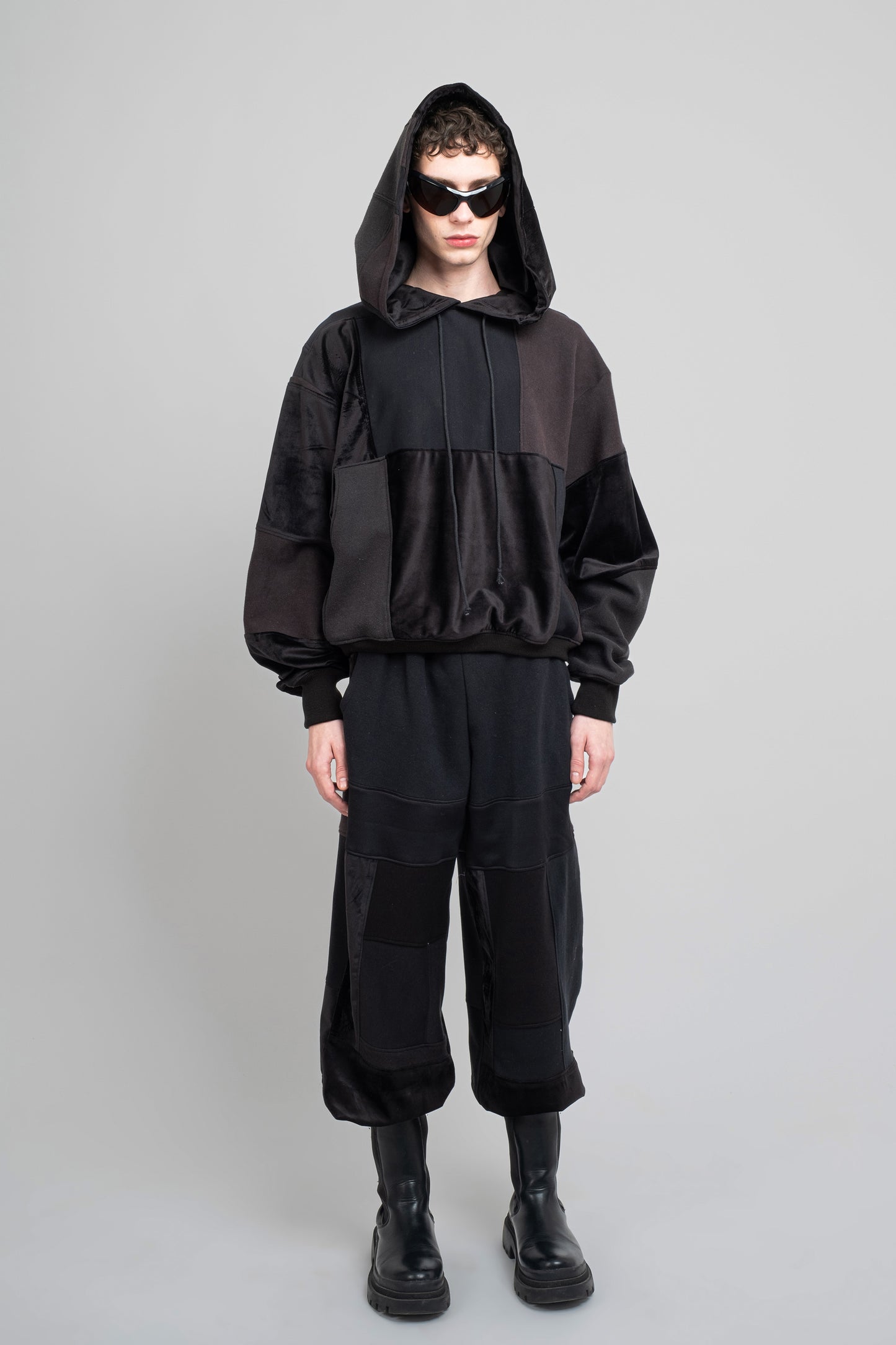 Monochromatic Pants In Black